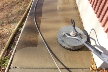 Concrete-Pressure-Washing-600x400-1
